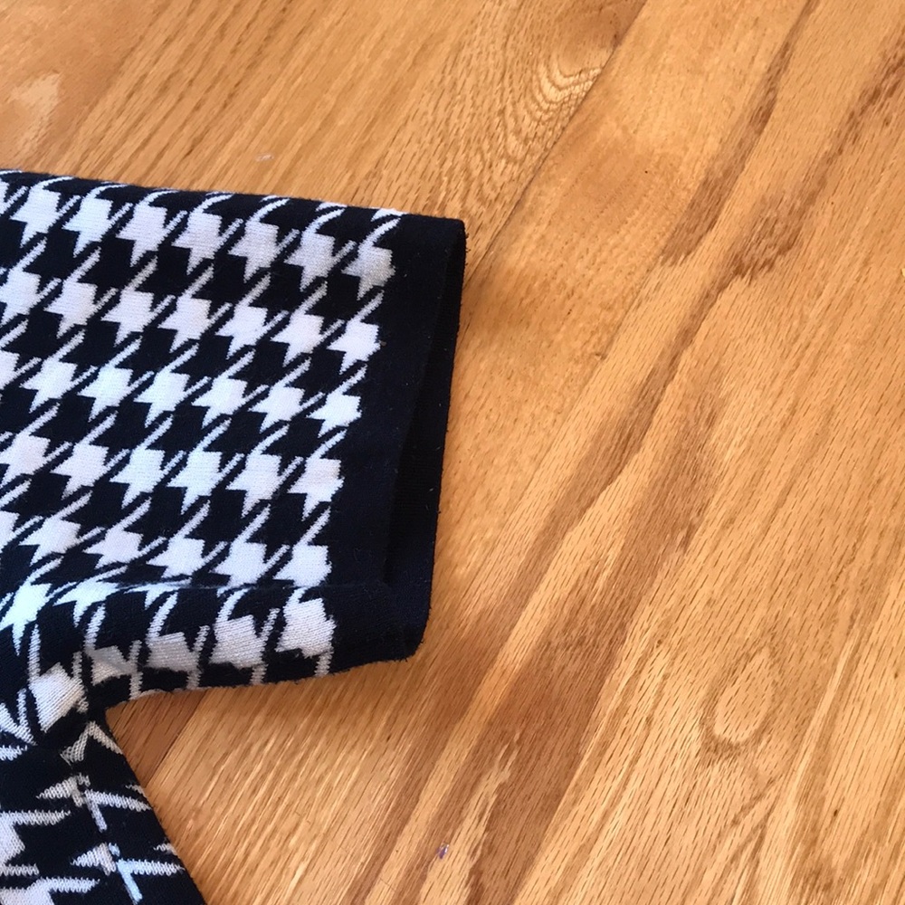 Black & White Button Down Jacket - image 6